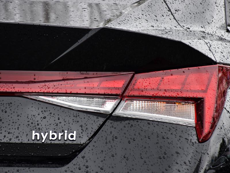 Hyundai Elantra Hybrid 2022 price $34,995