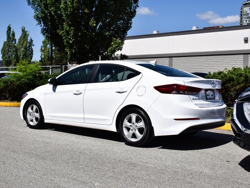 Hyundai Elantra 2018 price $18,999