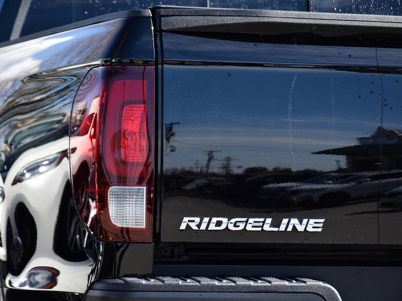 Honda Ridgeline 2022 price $41,995