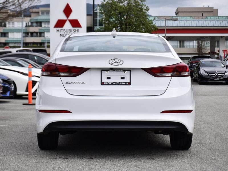 Hyundai Elantra 2018 price $18,995