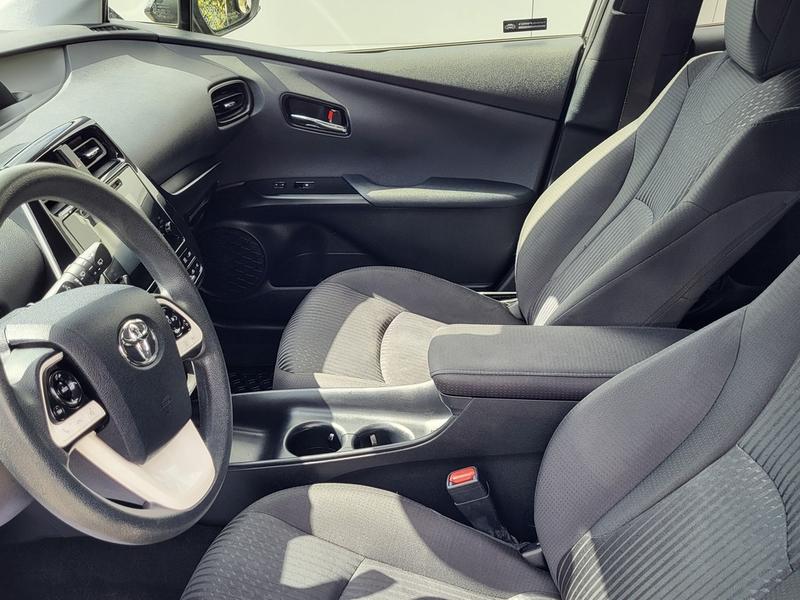 Toyota Prius 2016 price $19,995