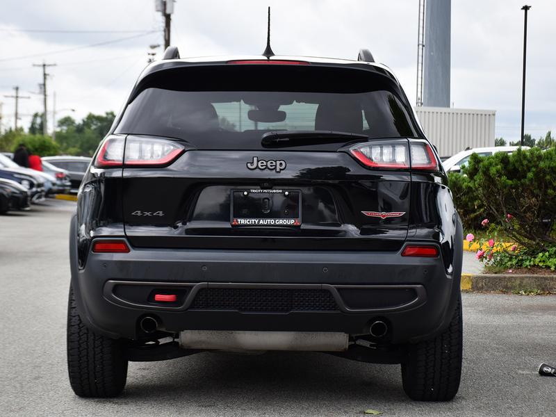 Jeep Cherokee 2019 price $27,995