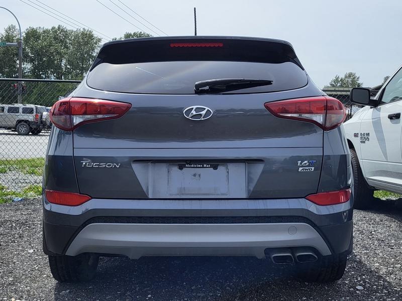 Hyundai Tucson 2017 price $23,499