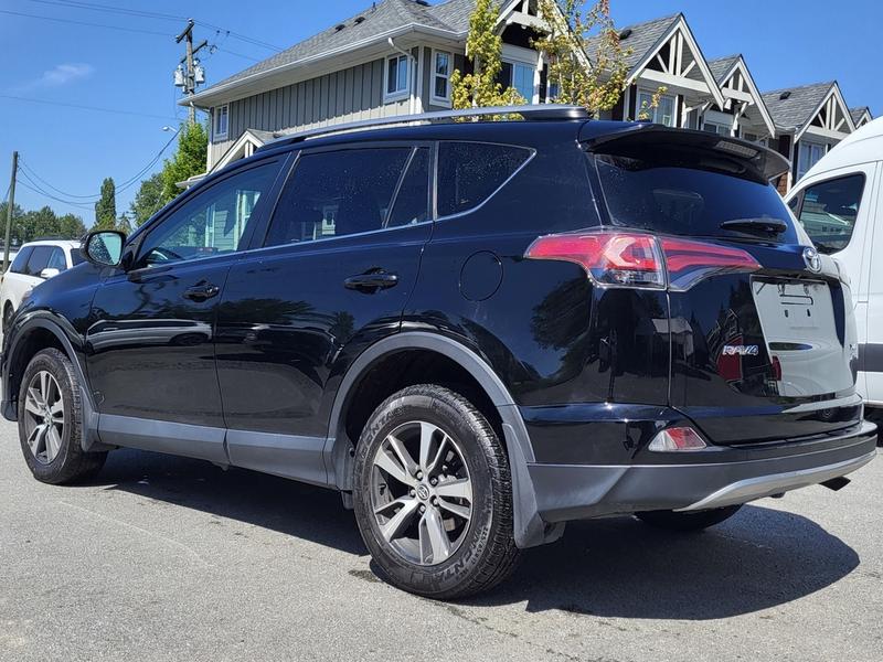 Toyota RAV4 2018 price $31,999