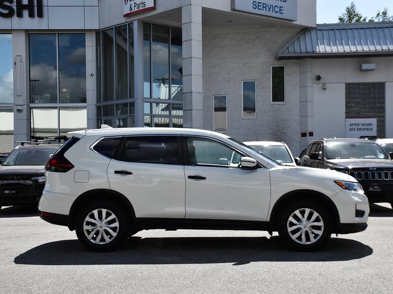 Nissan Rogue 2019 price $23,995