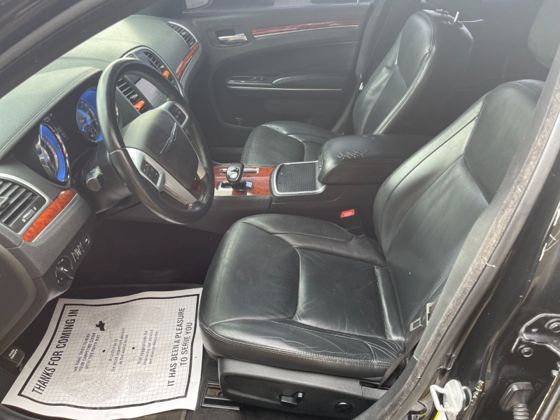 Chrysler 300 2014 price $7,999