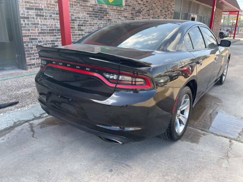 Dodge Charger 2016 price $16,000
