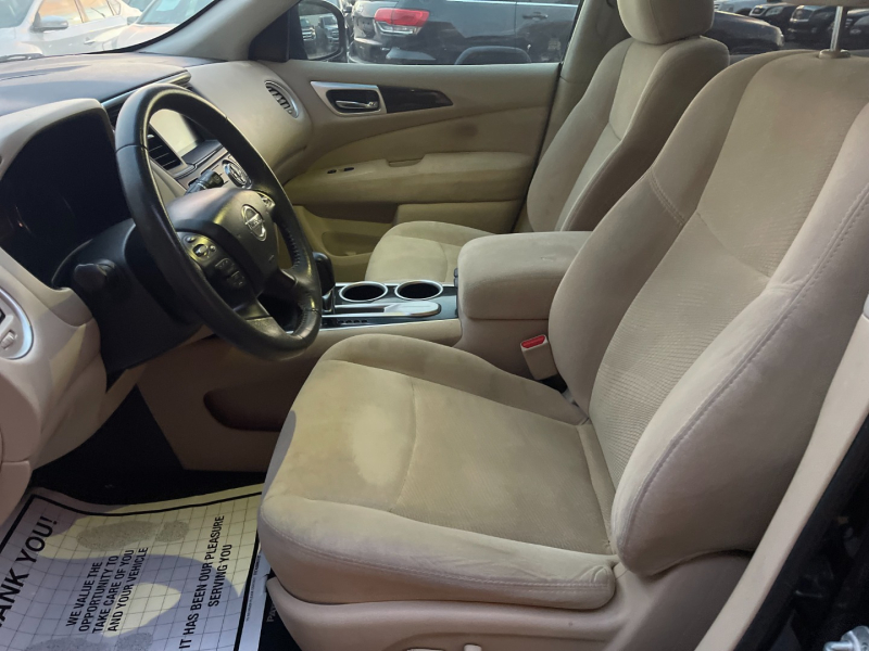 Nissan Pathfinder 2016 price $11,500