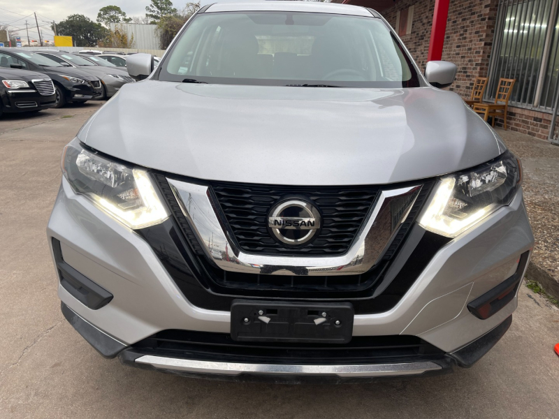 Nissan Rogue 2018 price $15,000
