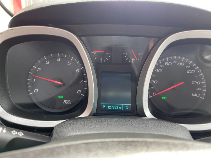 Chevrolet Equinox 2015 price $9,500