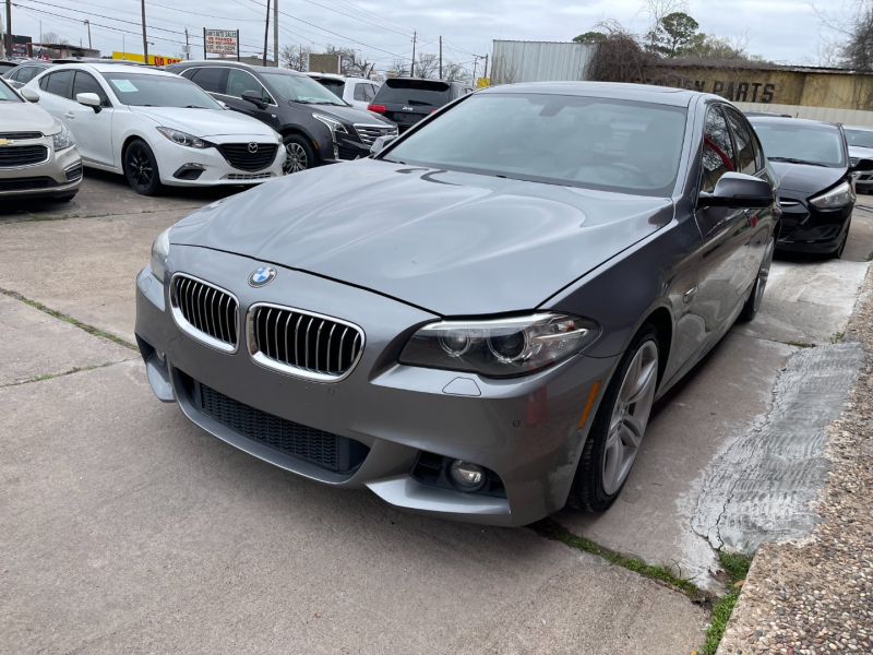 BMW 5-Series 2015 price $12,990