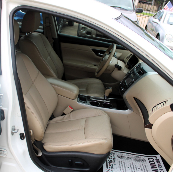 Nissan Altima 2015 price $7,495