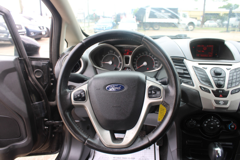 Ford Fiesta 2013 price $4,995