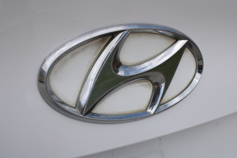 Hyundai Elantra 2017 price $8,495