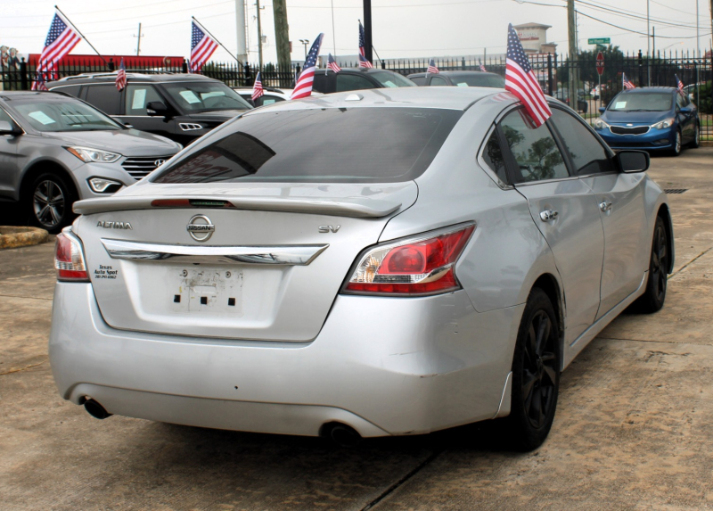 Nissan Altima 2015 price $6,995