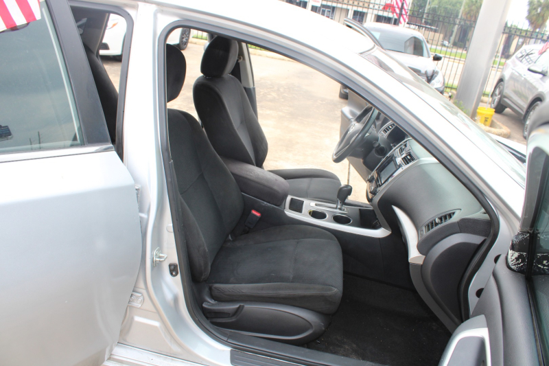 Nissan Altima 2015 price $6,995