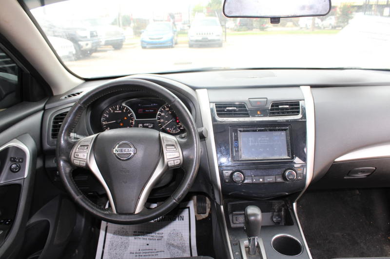 Nissan Altima 2015 price $6,995