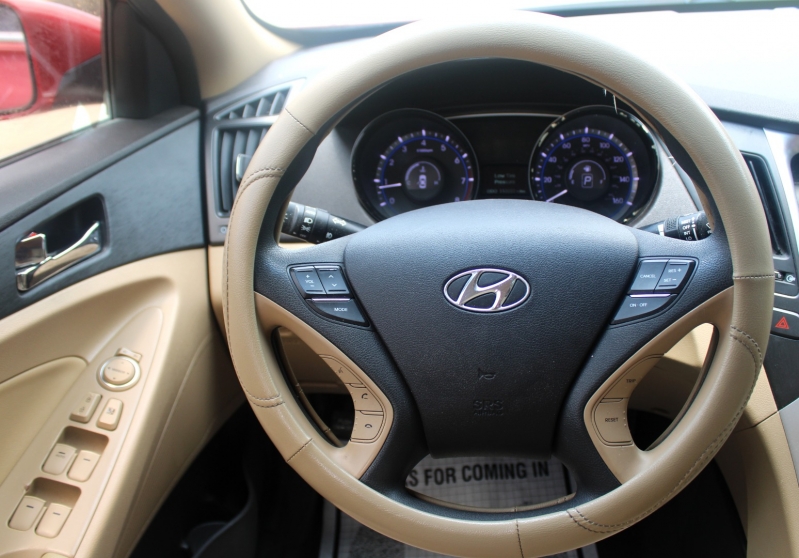 Hyundai Sonata 2013 price $7,995