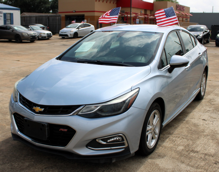 Chevrolet Cruze 2018 price $10,995