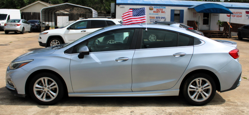 Chevrolet Cruze 2018 price $10,995