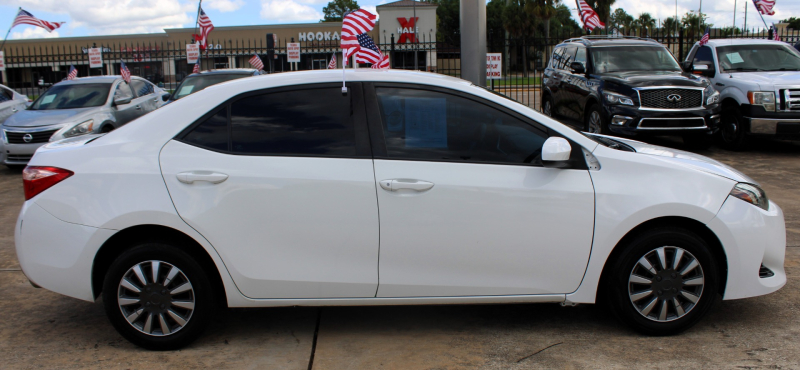 Toyota Corolla 2018 price $12,495