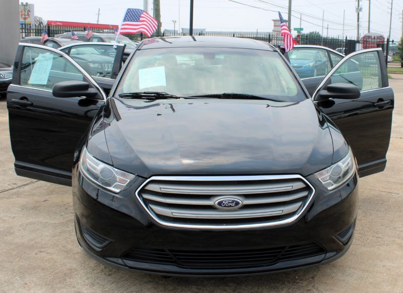 Ford Taurus 2016 price $10,495