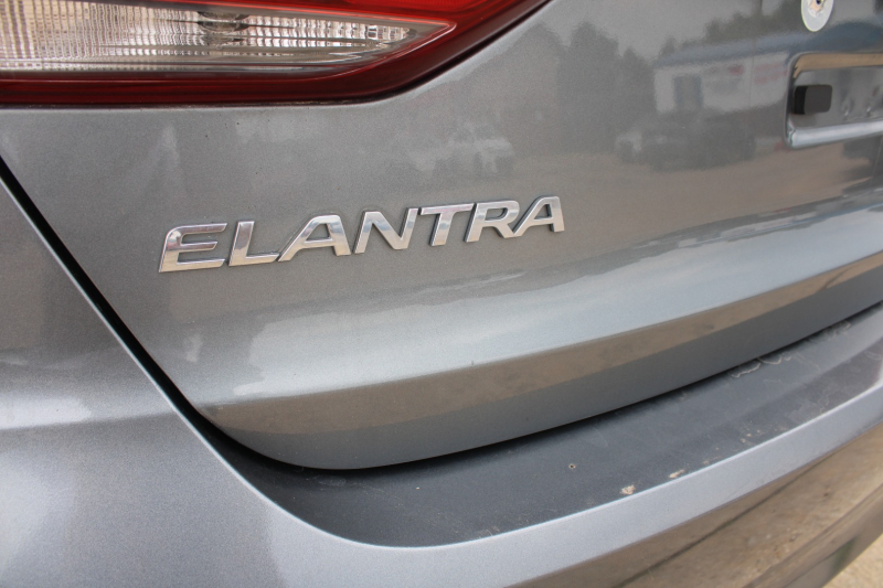Hyundai Elantra 2018 price $12,995