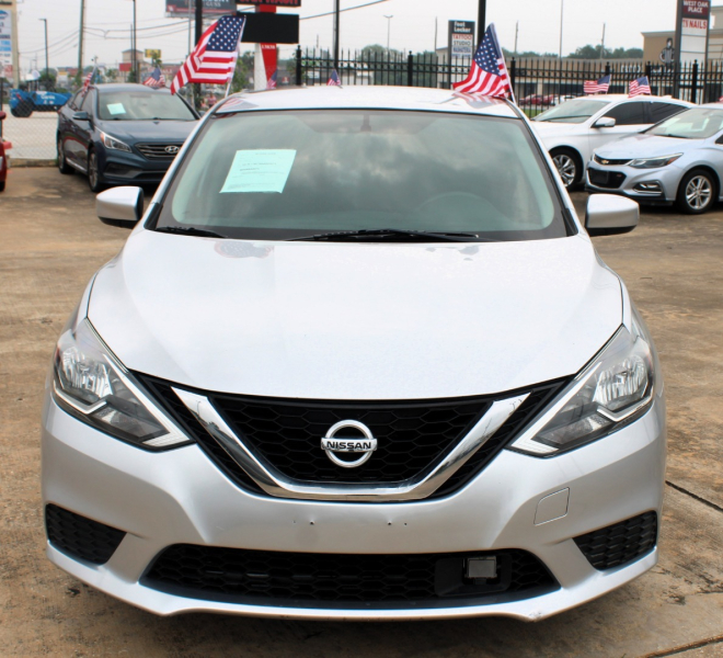 Nissan Sentra 2019 price $10,995