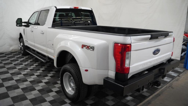 FORD F350 2017 price $58,999