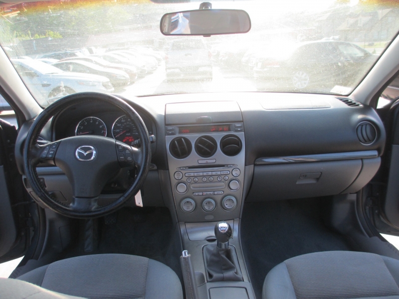 Mazda Mazda6 2004 price $2,500