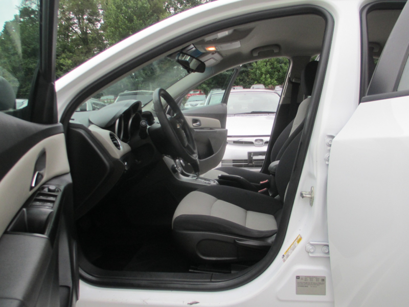 Chevrolet Cruze 2014 price $6,700