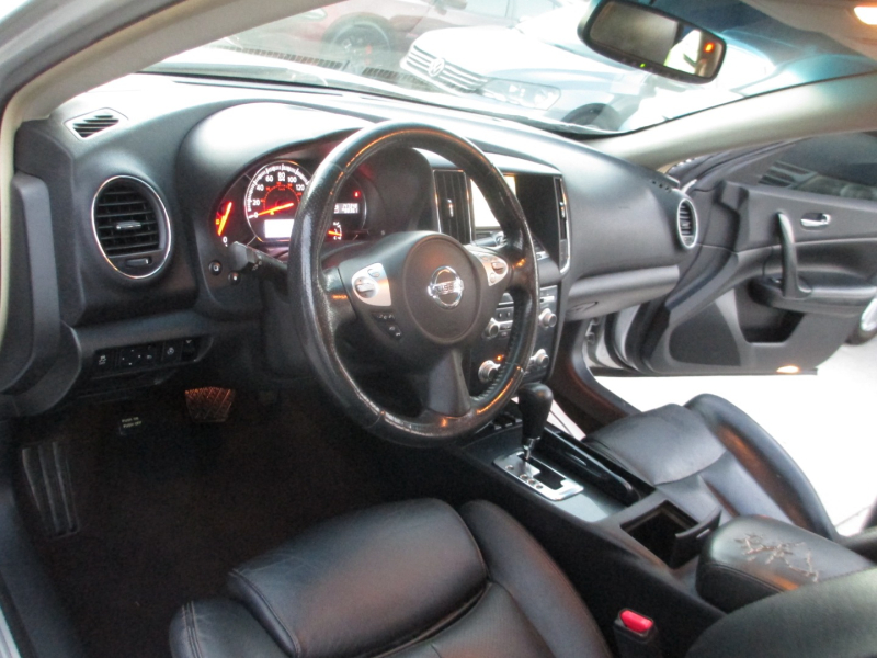 Nissan Maxima 2014 price $8,500