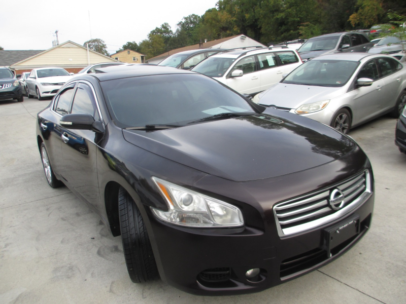 Nissan Maxima 2012 price $7,500