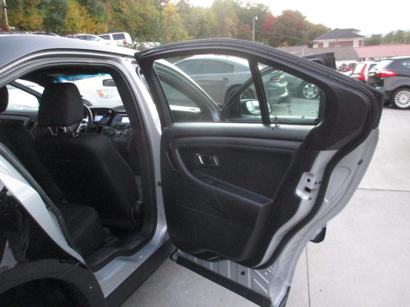 Ford Sedan Police Interceptor 2016 price $7,500