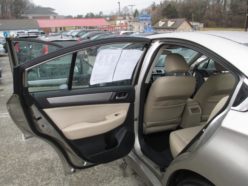 Subaru Legacy 2015 price $8,500
