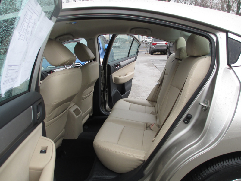 Subaru Legacy 2015 price $8,500