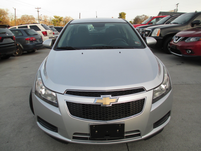 Chevrolet Cruze 2013 price $7,900