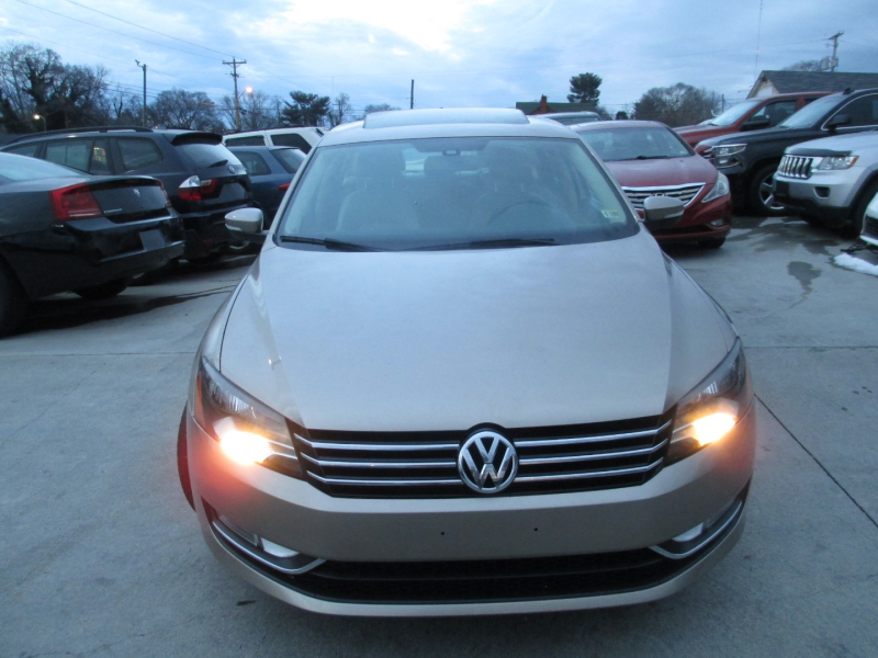 Volkswagen Passat 2015 price $8,900