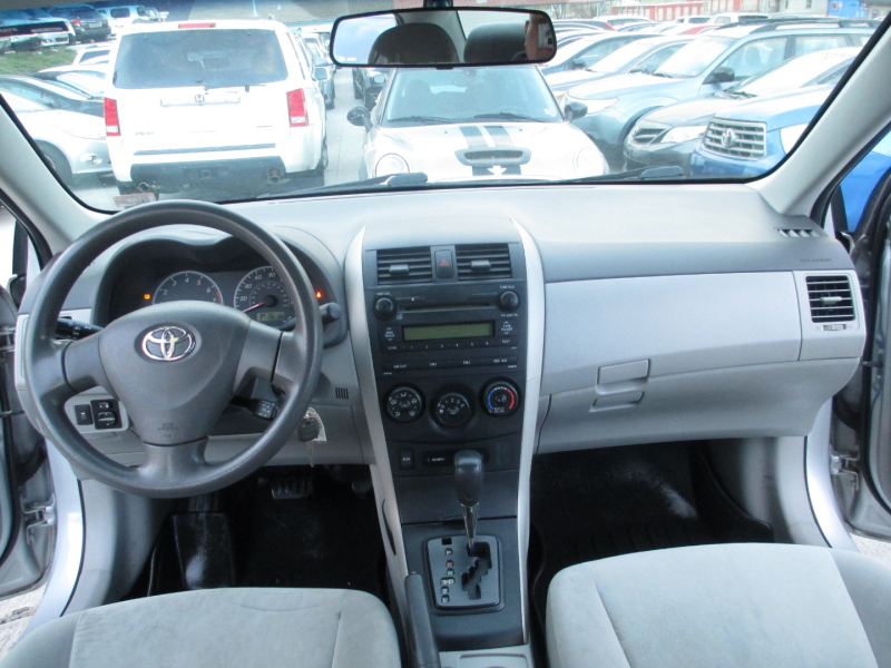Toyota Corolla 2009 price $6,900