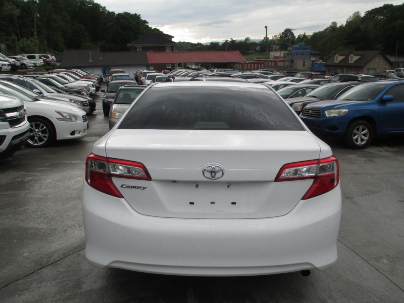 Toyota Camry 2014 price $9,995