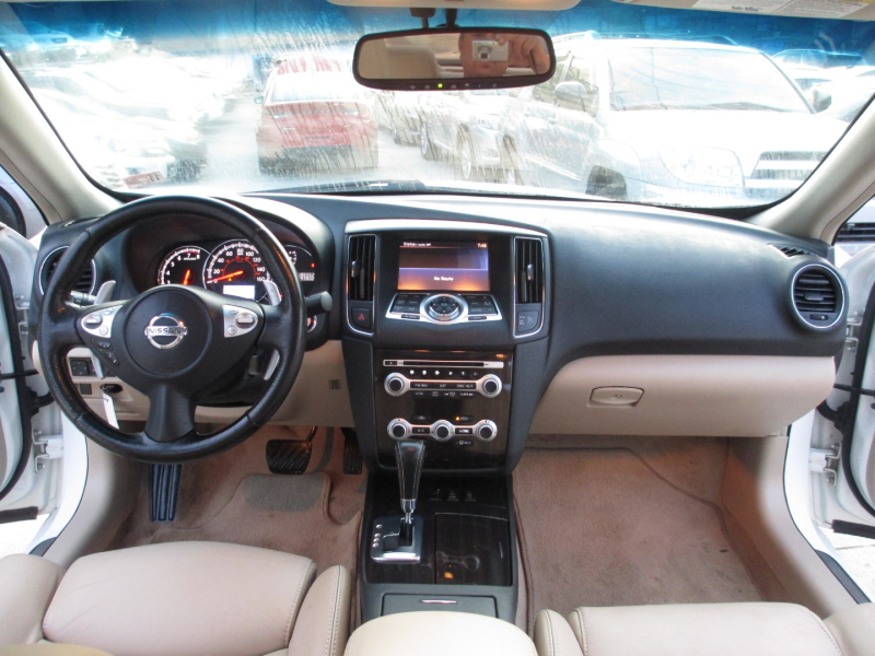 Nissan Maxima 2012 price $6,500