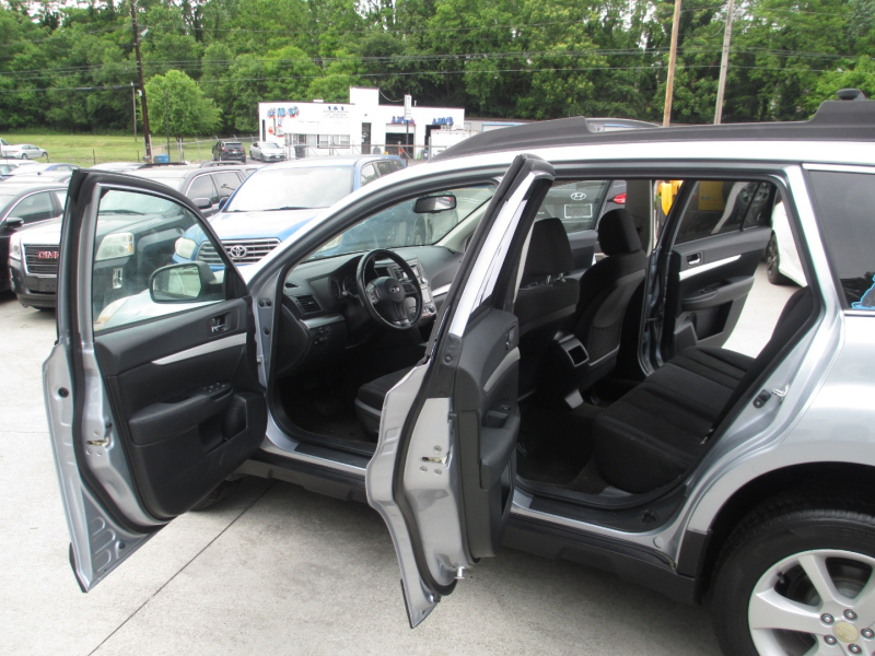 Subaru Outback 2013 price $6,500