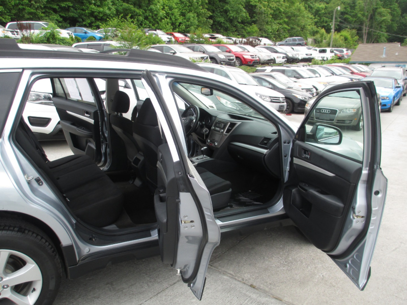 Subaru Outback 2013 price $6,500