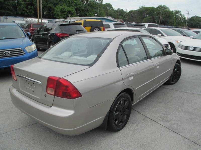 Honda Civic 2002 price $3,700