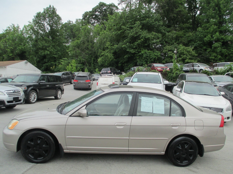 Honda Civic 2002 price $3,700