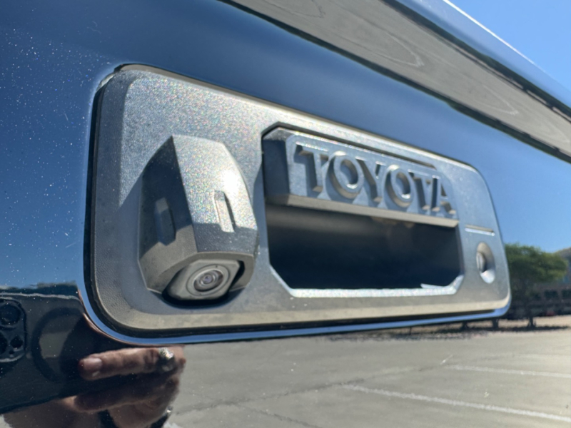 Toyota Tundra 2WD 2020 price $28,900