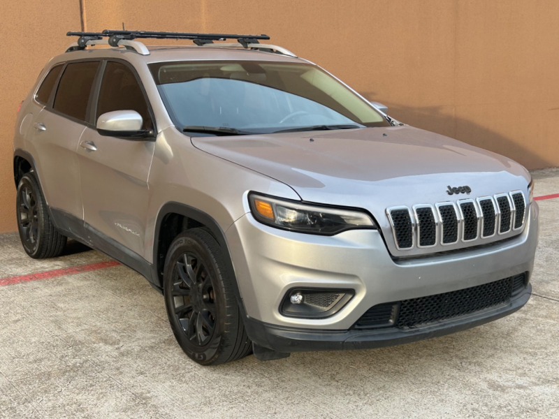 Jeep Cherokee 2019 price $13,980