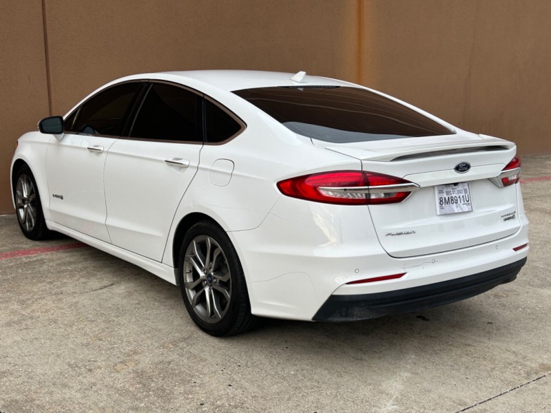 Ford Fusion Hybrid 2019 price $12,890