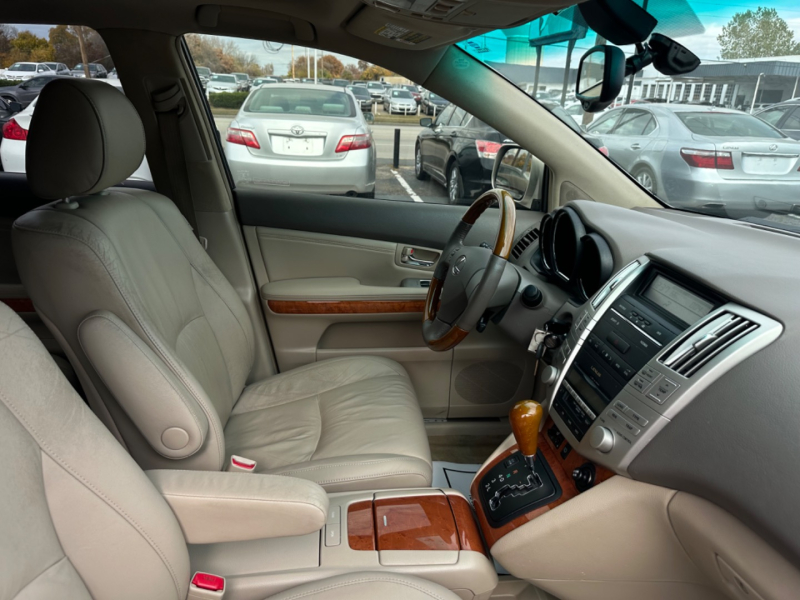 Lexus RX 330 2004 price $7,995