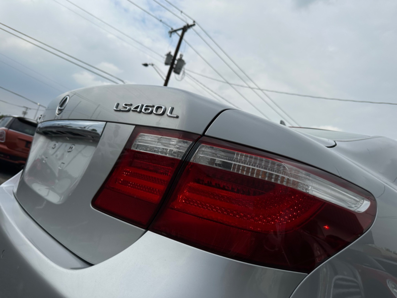 Lexus LS 460 2007 price $11,995